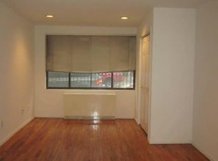 238 E 77th St #1FRNT, New York, NY 10075