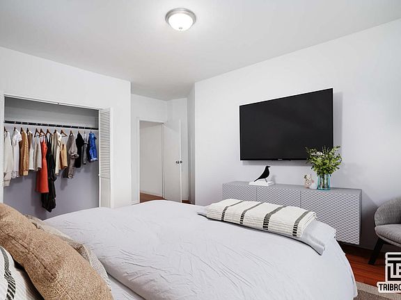 5th image of 112 E 116th St APT 6