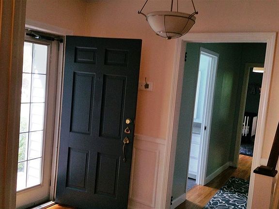 4th image of 208 Brookwood Dr