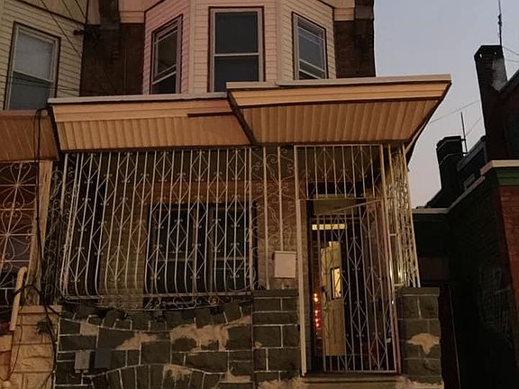2nd image of 270 W Erie Ave
