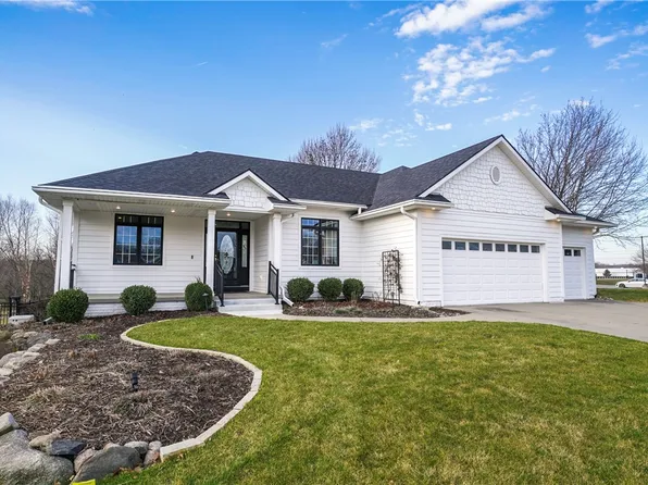 4845 Copper Creek Dr, Pleasant Hill, IA 50327