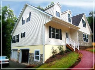 2713 Enfield Dr, Durham, NC 27703