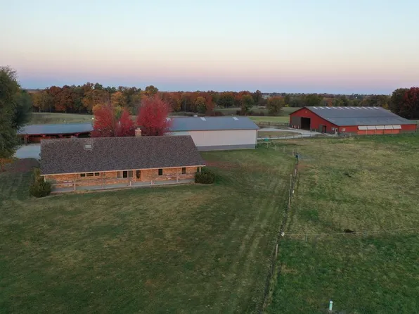 12751 Bravo Rd, Linneus, MO 64653