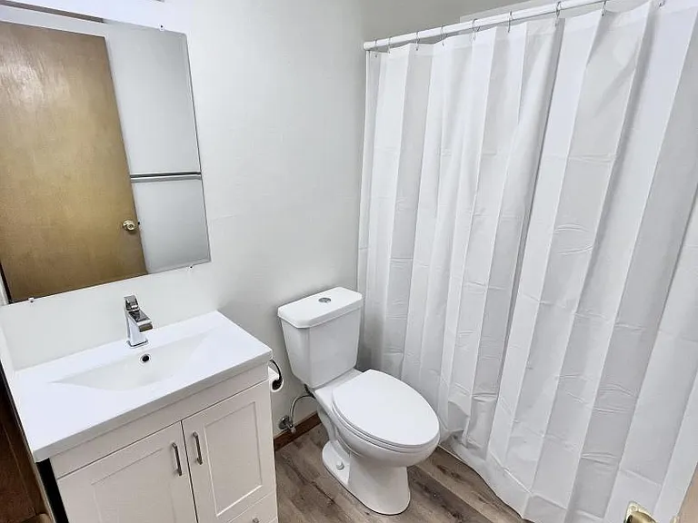 501 N 12th Ave — Photo 3