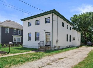 919 48th St, Kenosha, WI 53140