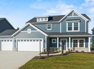 1172 Mosaic St, Huntertown, IN 46748