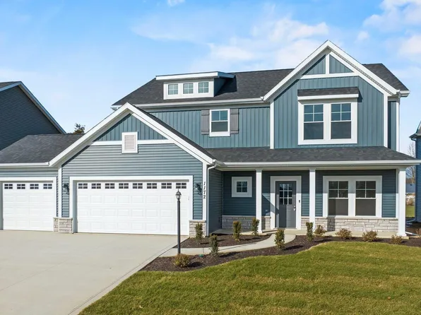 1172 Mosaic St, Huntertown, IN 46748