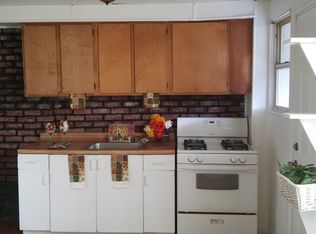 3719 Saint Victor St, Baltimore, MD 21225