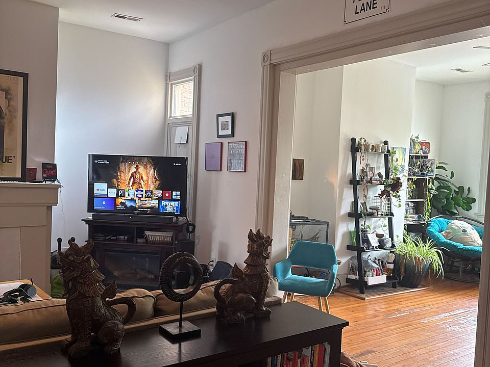 1st image of 1307 Bainbridge St