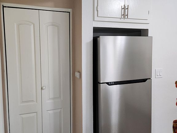 3rd image of 3514 E 2nd St #3514