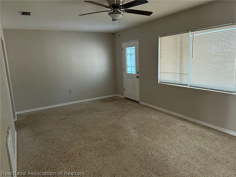 1327 Hotiyee Ave — Photo 11
