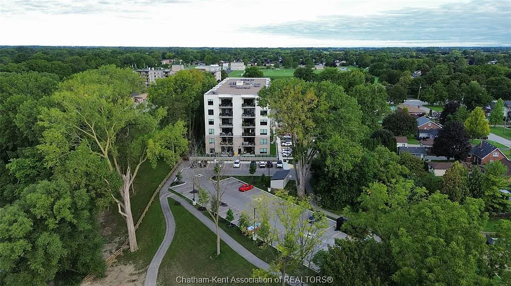 2 bed, 1242 sqft, $2,850 — Photo 3