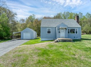 424 Waverly Rd, Shelton, CT 06484