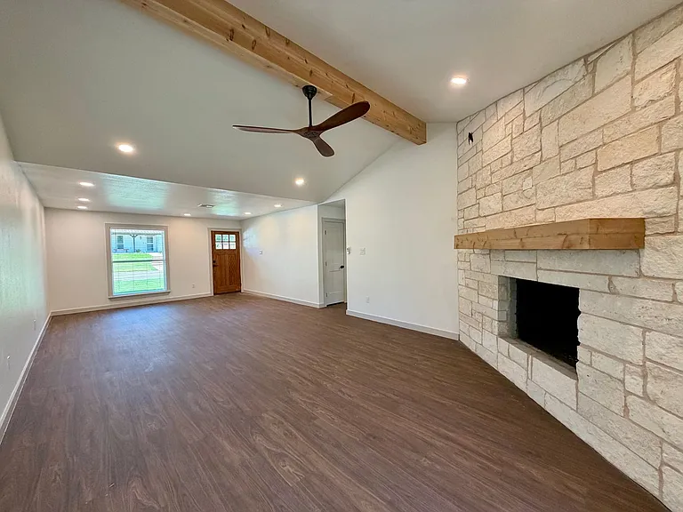 10801 Rick Dr — Photo 8