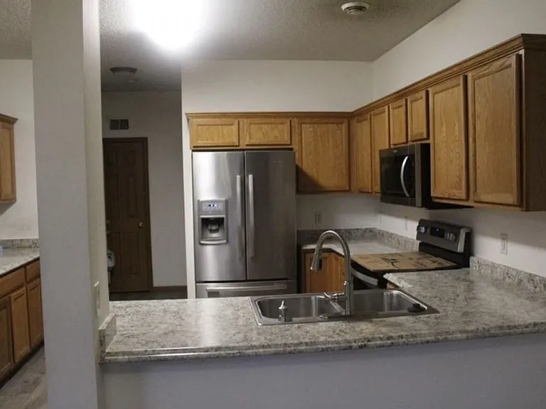6804 Pine Crest Trl S — Photo 5