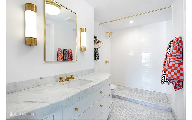 Sold by Douglas Elliman | media 13