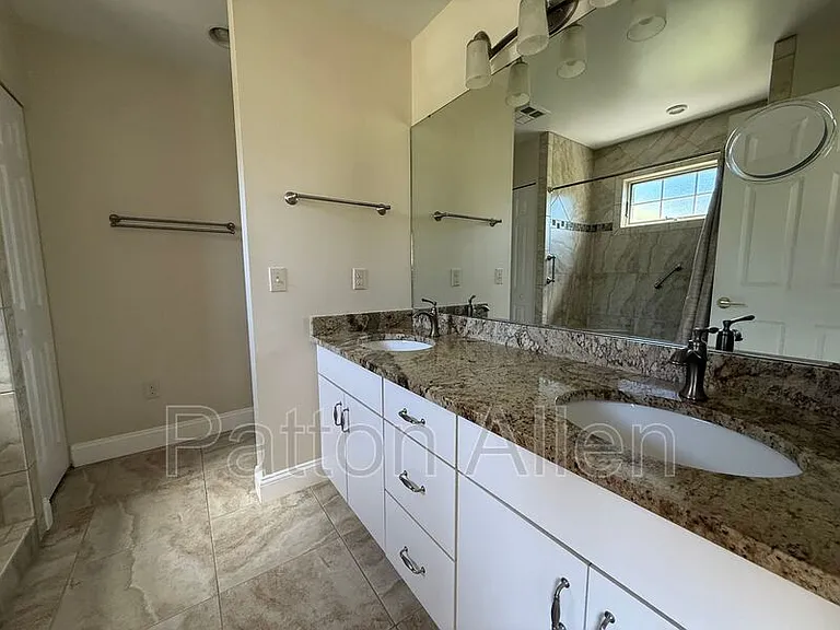 1465 S Lakeshore Dr #E2 — Photo 25