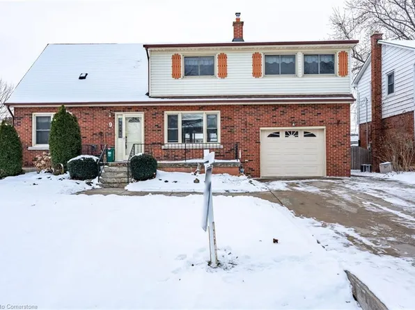 9 Rodney Ave, Grimsby, ON L3M 2K4