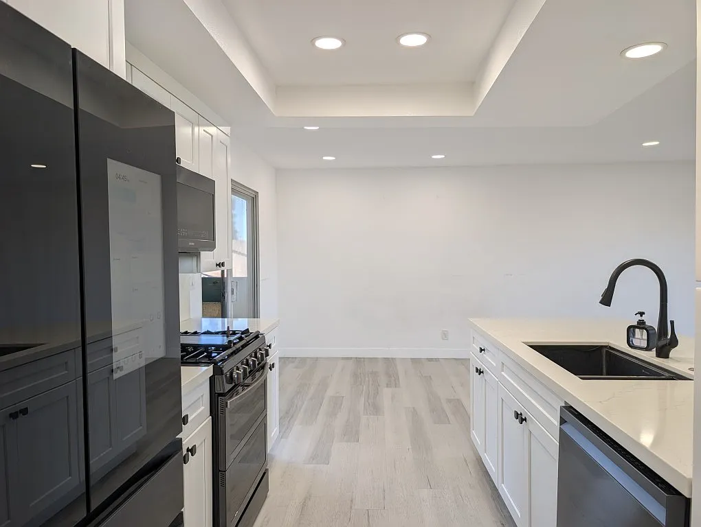 2 bed, 1254 sqft, $2,850 — Photo 3