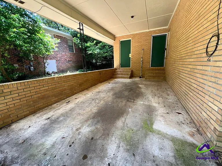 609 Arrowhead Trl — Photo 4