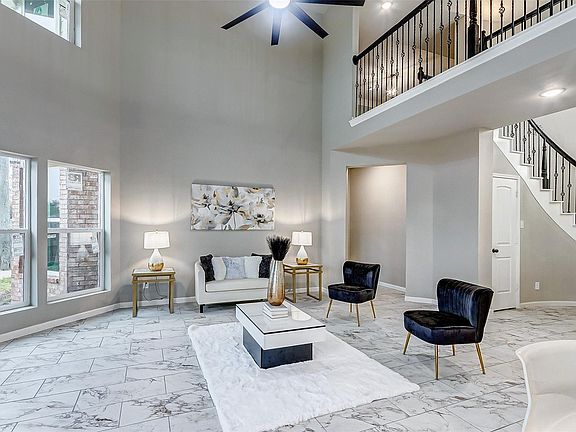 2nd image of 1026 Riverchase Dr