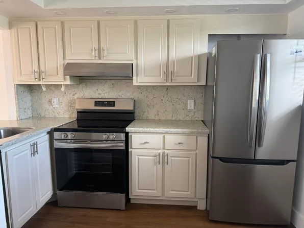 111 Royal Park Dr APT 3A, Oakland Park, FL 33309