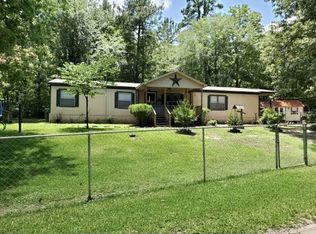 437 W Maple St, Huntington, TX 75949