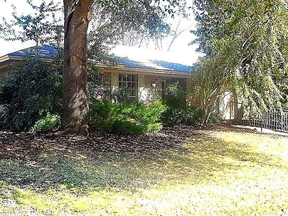 1st image of 2627 Rockbrook Dr