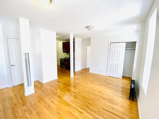 Rented by REAL New York | media 8