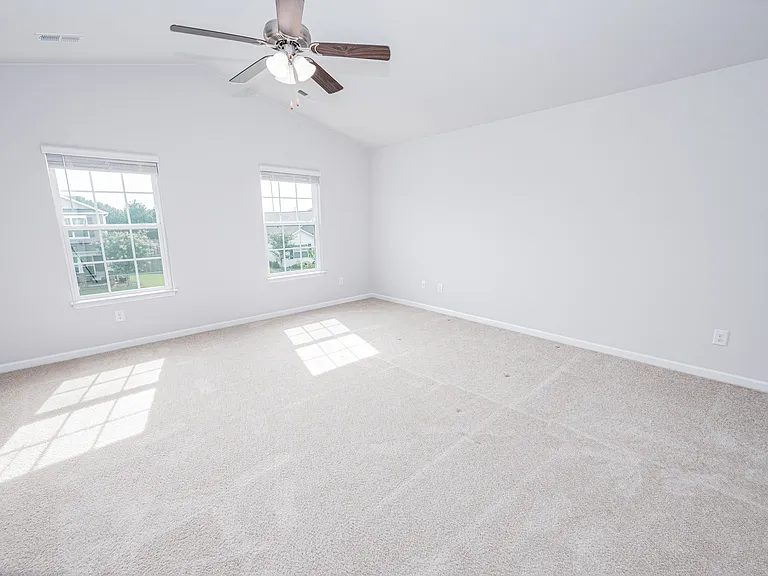 607 Ava St #1 — Photo 14
