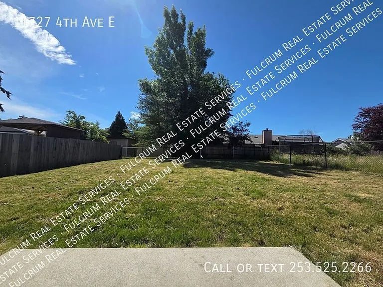 11727 4th Ave E — Photo 24