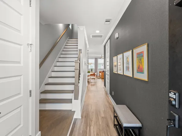 116D N 9th St, Nashville, TN 37206