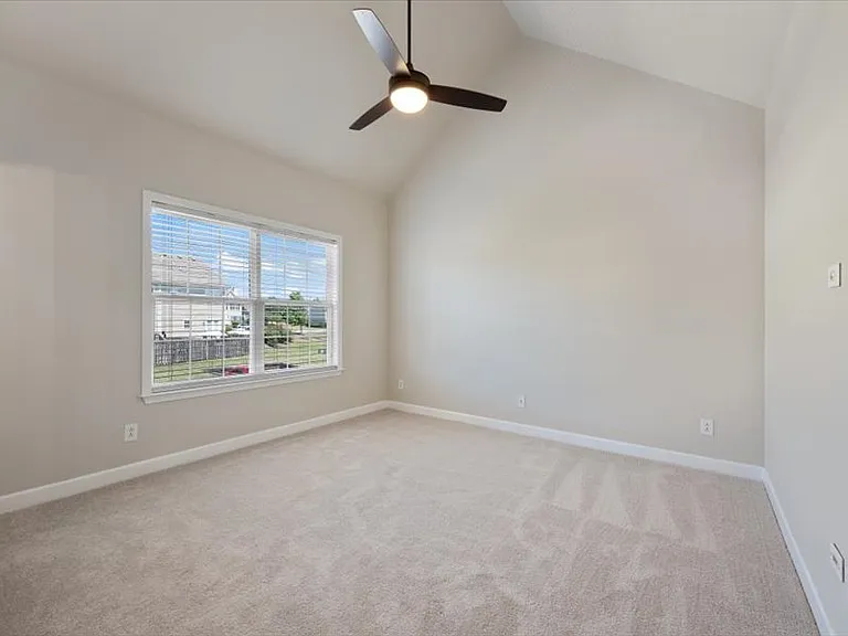 2271 Dewey Dr #J2 — Photo 8
