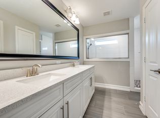 9971 Bates St, Irving, TX 75063