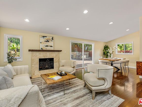 3rd image of 20411 Hatteras St