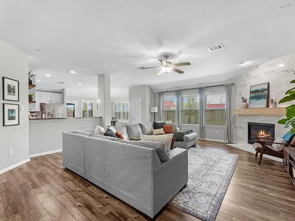9003 Springcroft Ct, Tomball, TX 77375