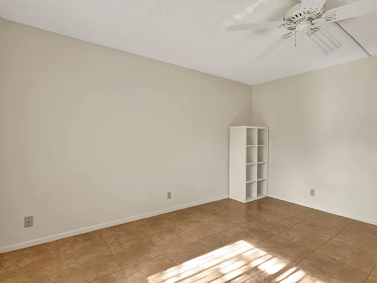 120 NW 70th St #103 — Photo 18