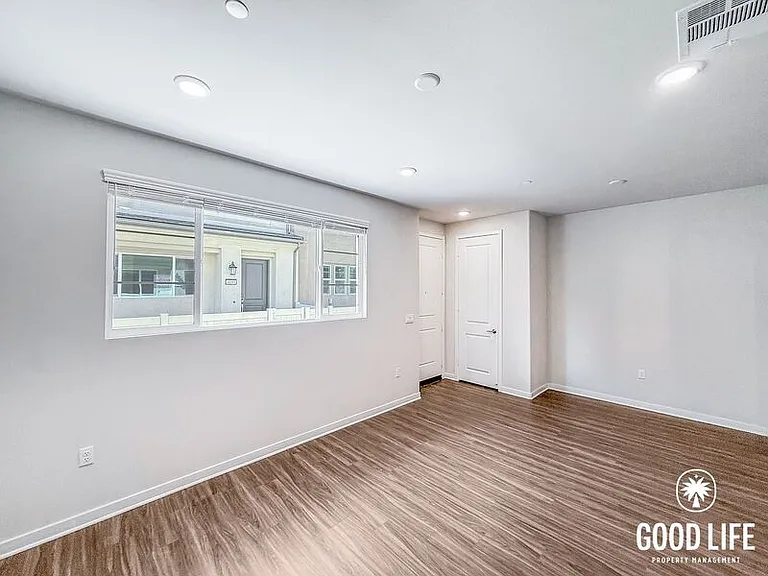9194 Connolly Ln — Photo 3