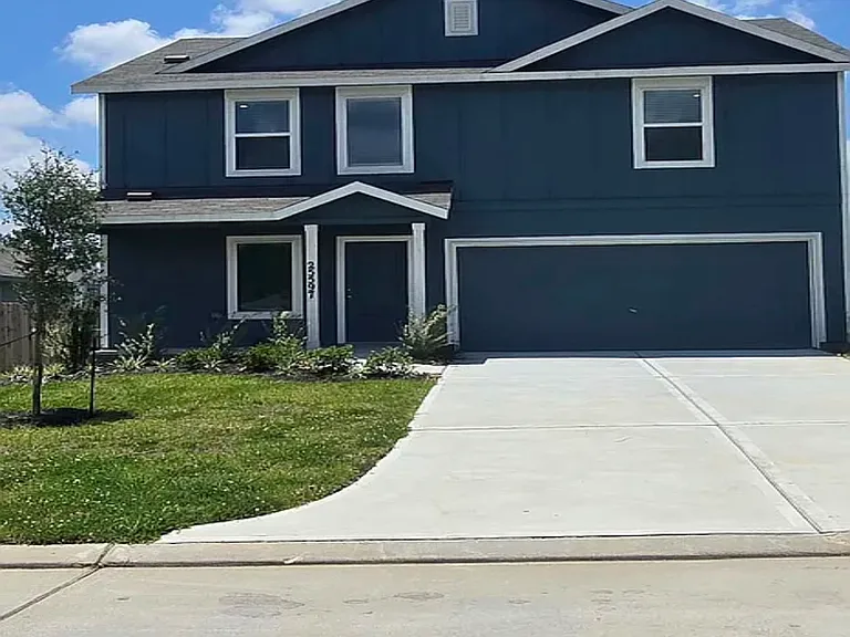 25597 Rose Creek Dr — Photo 1