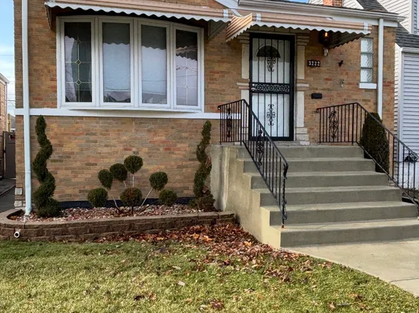3222 N Ozark Ave, Chicago, IL 60634
