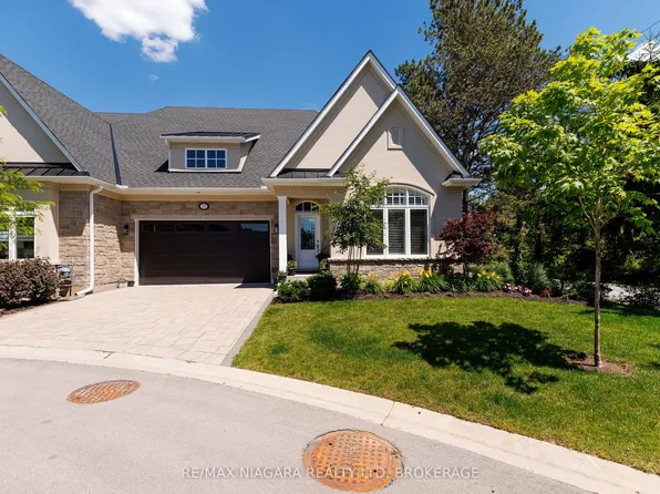 26 Sassafras Row, Fort Erie, ON L0S 1N0