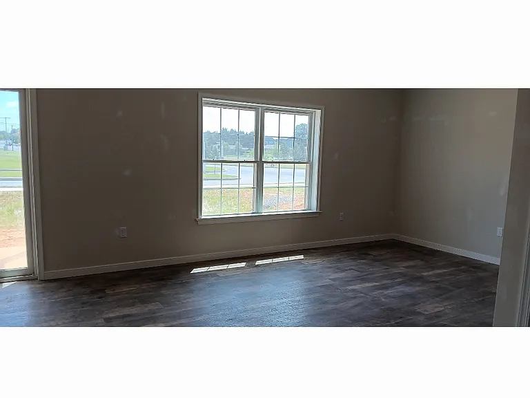 Stonebrook At Northside Crossing — Photo 16