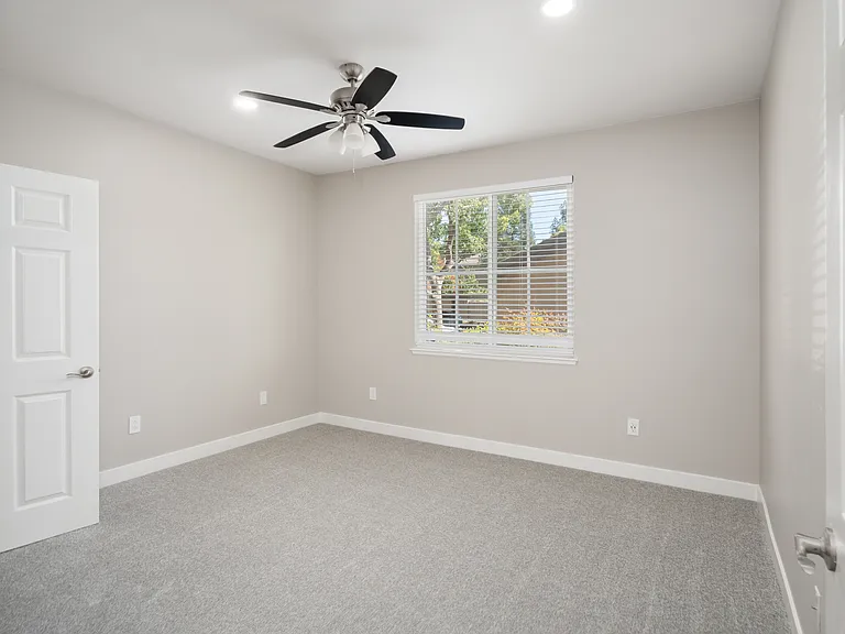 Donner - 2BR, 2BA 1,058SF