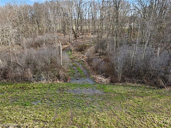 5th image of 24865 Center Rd