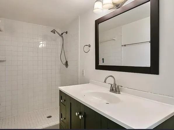 2551 Summit Blvd, West Palm Beach, FL 33406