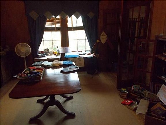 3rd image of 620 Murray Ave