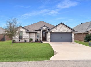 540 Clearwater Pl, Granbury, TX 76049
