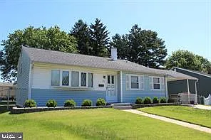 22 Carole Rd — Photo 1