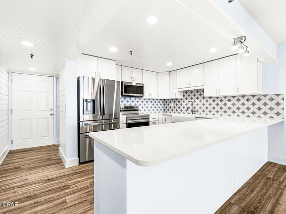 3rd image of 6201 Thomas Dr Unit 1006