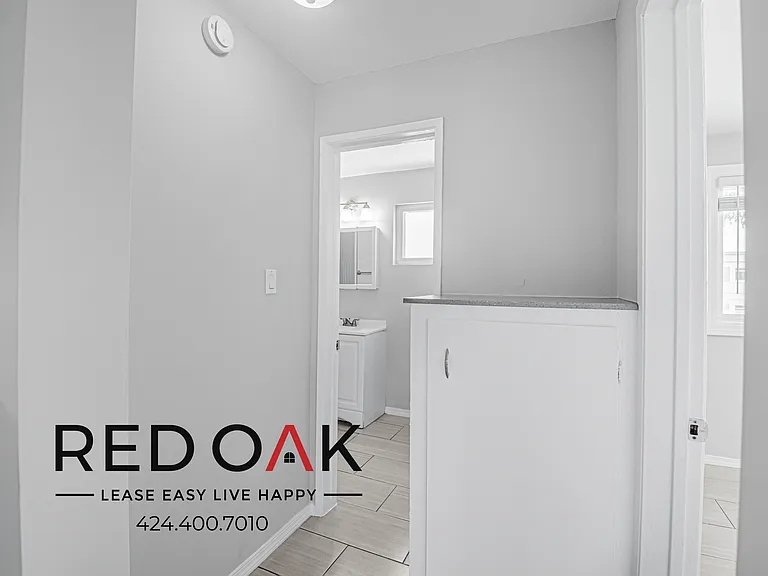 111 W Del Amo Blvd #15 — Photo 11